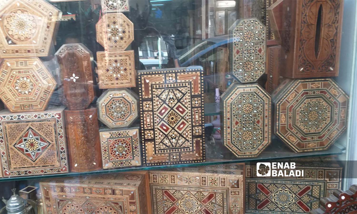 A mosaic showroom in Midhat Pasha souq in the Old City of Damascus (Enab Baladi - Hassan Hassan)