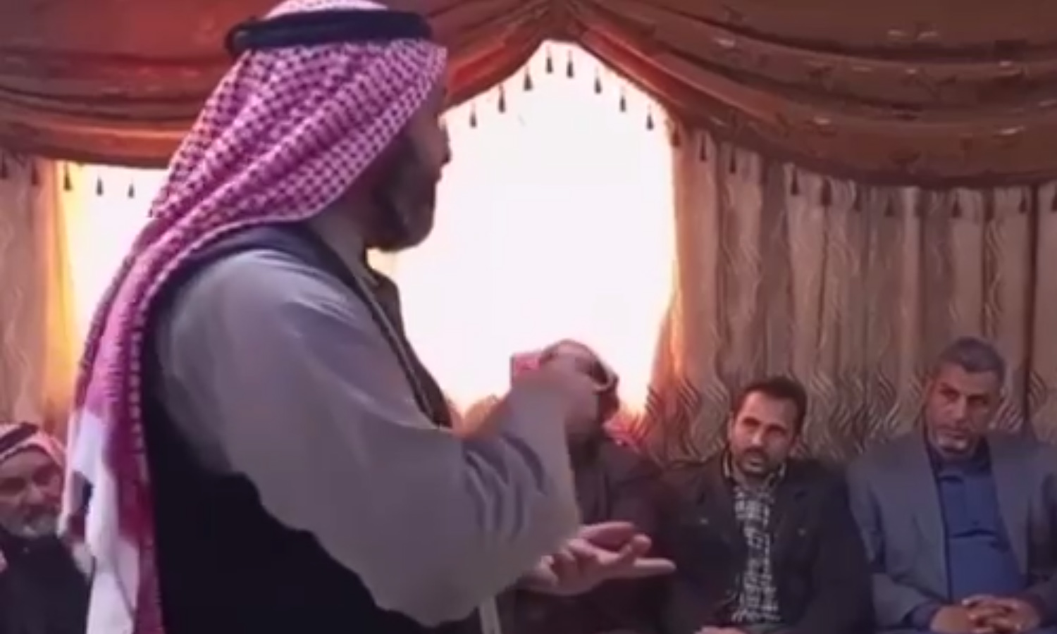 A meeting between elders from Deir Ezzor governorate and representatives of the “Autonomous Administration” - 21 March 2022 (Al-Sharqiya Correspondent news network)