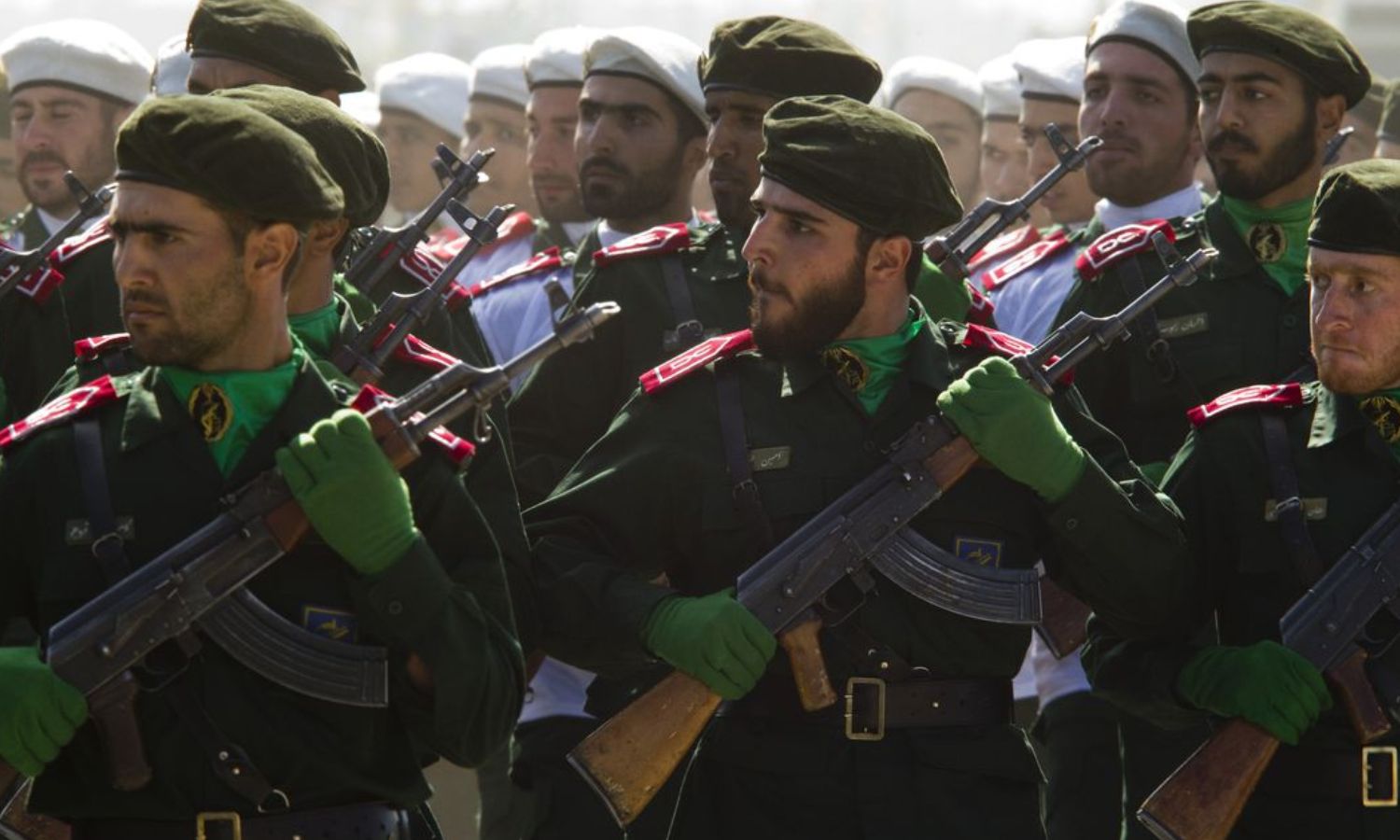 The Iranian Revolutionary Guards during the commemoration of the Iran-Iraq War (1980-1988) in Tehran - 22 September 2010 (Reuters)