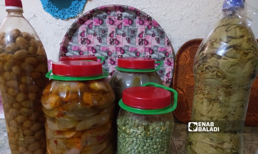 Preparing home-made eatables and food supplies in Daraa - 25 August 2022 (Enab Baladi / Halim Muhammad)