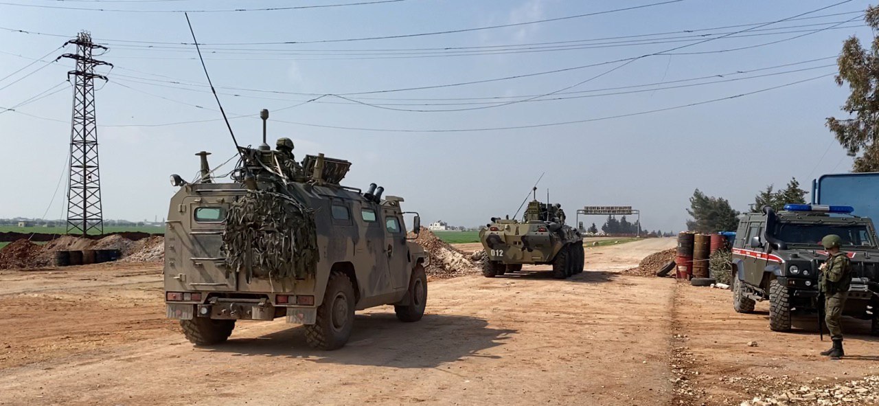 Russian military vehicles during a joint patrol with Turkey on the Aleppo-Latakia international highway - 14 March 2020 (Oleg Blokhin)