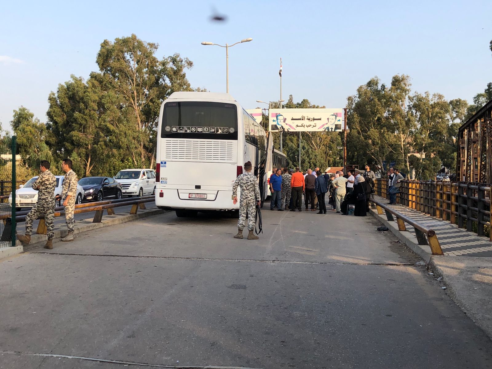 A bus near the Syrian border carrying Syrian refugees who returned from Lebanon to Syria under the so-called “voluntary return” - 26 October 2022 (Annahar)