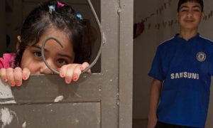 Two Syrian refugee children in Jordan - 26 February 2018 (UNICEF)