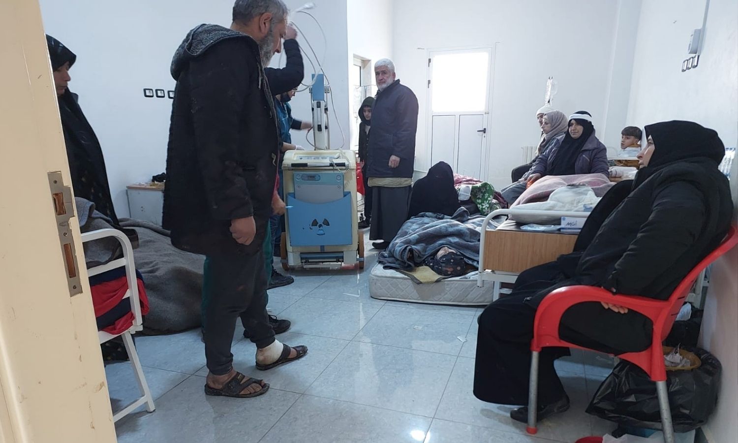 People affected by the earthquake that struck Idlib on 6 February 2023 at the Salqin Hospital (Ali Abdul Majeed)