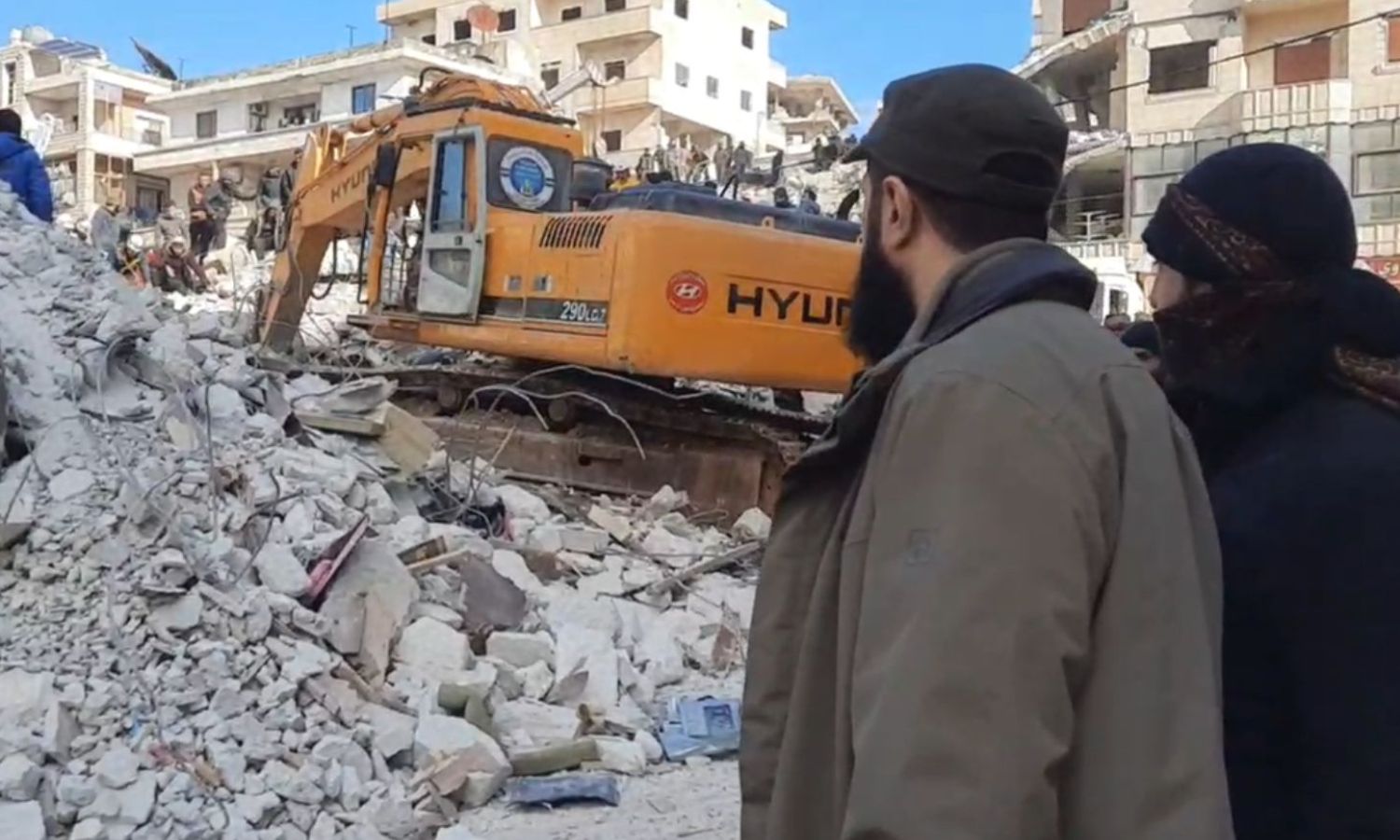 The leader of Hayat Tahrir al-Sham, Abu Mohammad al-Jolani, during a visit to the city of Salqin in rural Idlib, which was damaged by an earthquake that struck northwestern Syria - February 7, 2023 (“Al-Murasel al-Askari” The Military Correspondent)
