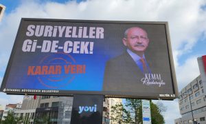 A billboard advertising the presidential candidate in the run-off, Kemal Kilicdaroglu, in the Taksim district of Istanbul, promising to deport the Syrians - May 19, 2023 (Twitter/ AsiyeAKCANIZ)