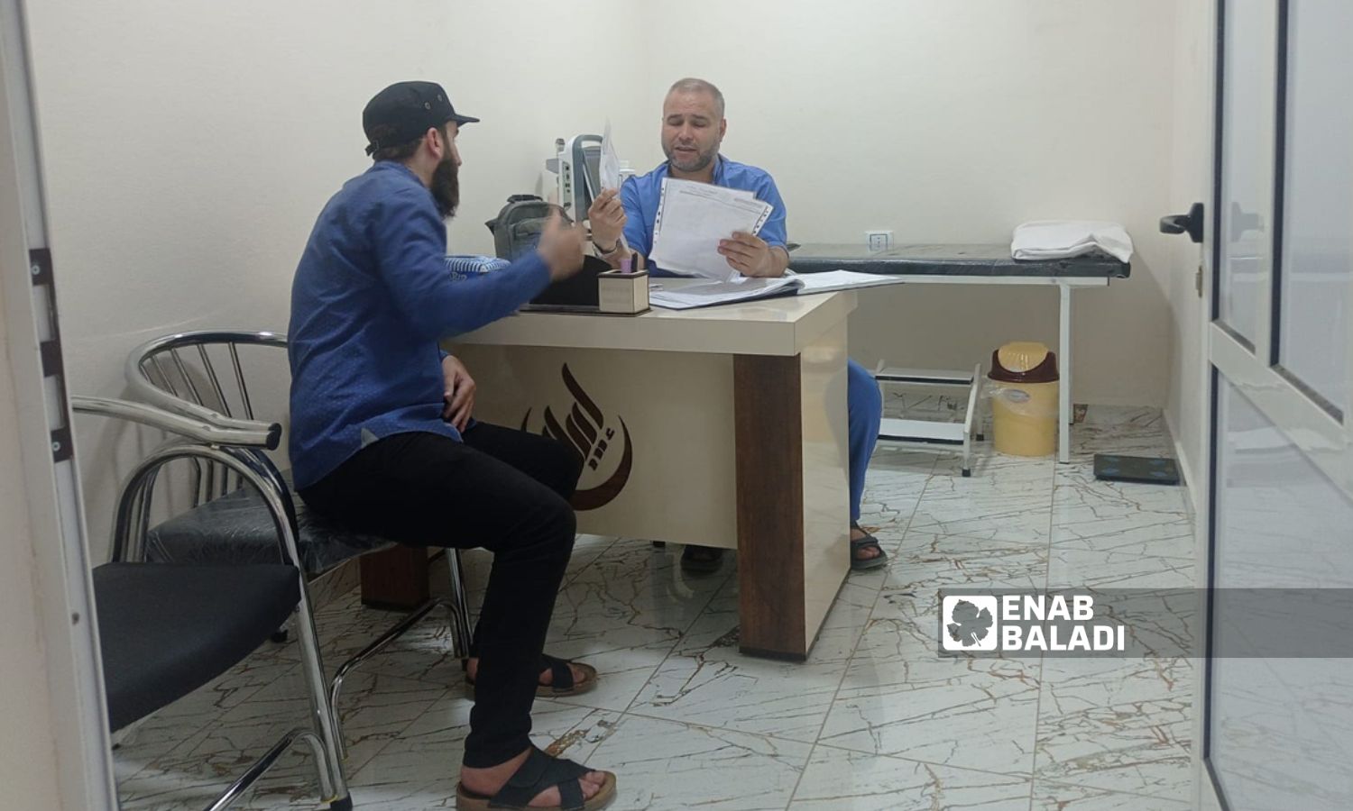 Examination of patients in the private Ebla Hospital in northwestern Idlib city - June 27, 2023 (Enab Baladi)