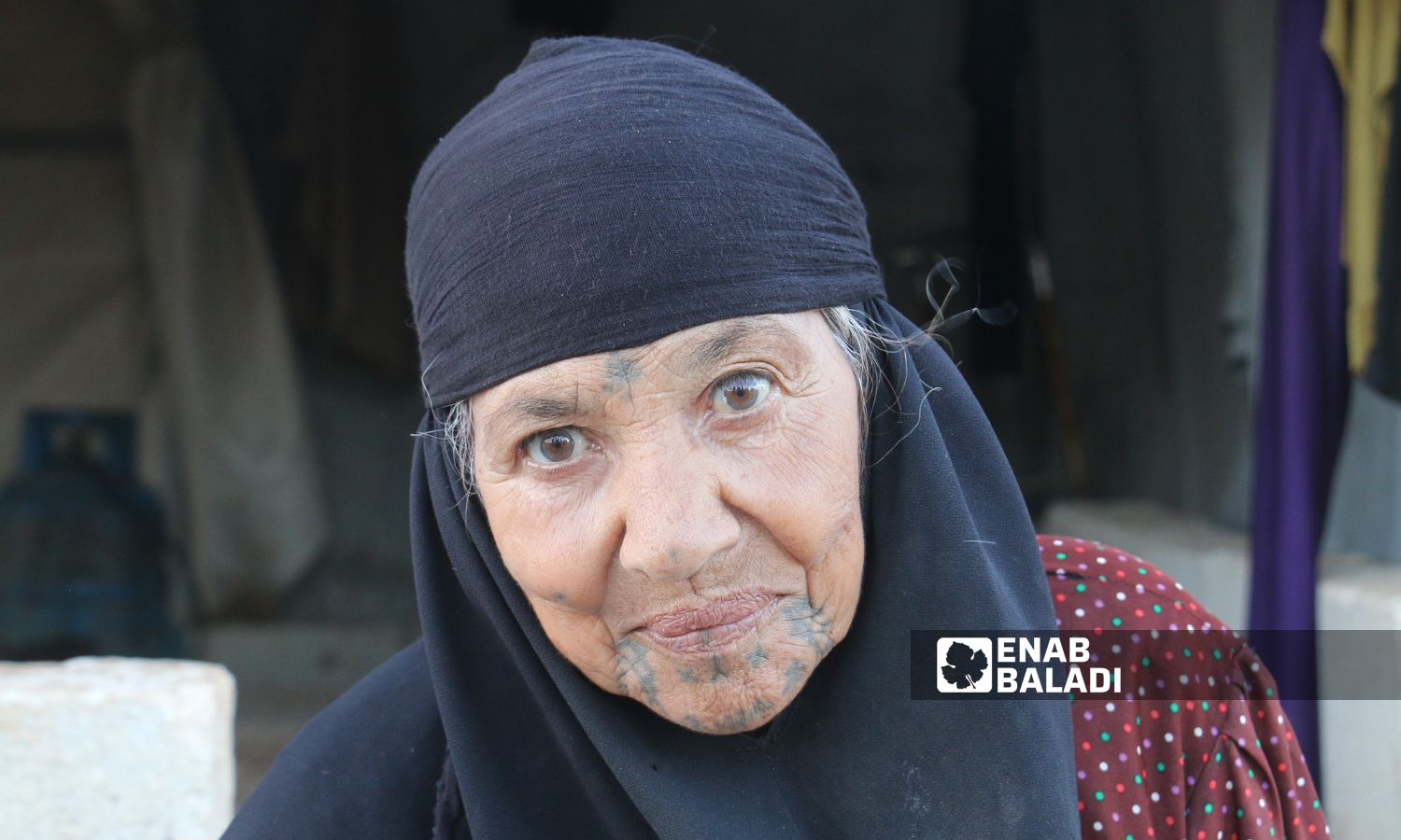 Syrian women narrate stories of own daqq and tattoos - Enab Baladi