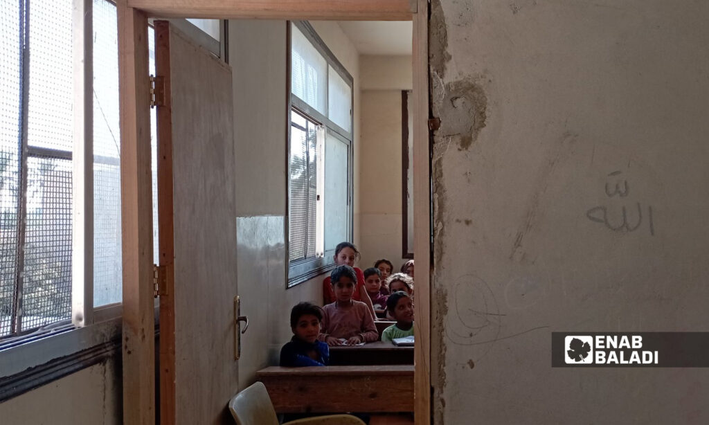 A class in the al-Furat Educational Complex in the eastern countryside of Deir Ezzor - October 4, 2022 (Enab Baladi)