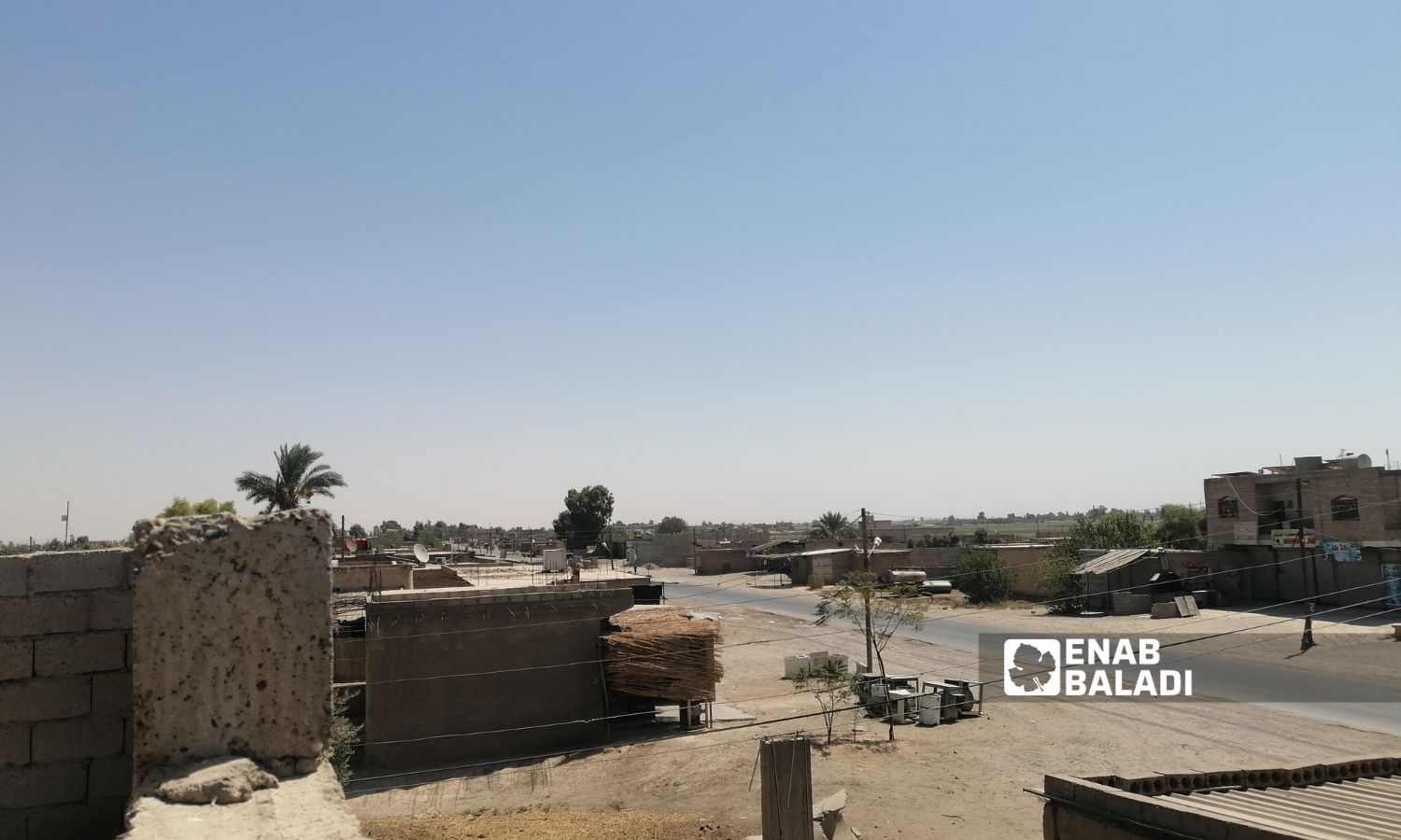 The SDF imposed a curfew in the town of al-Sabha, east of Deir Ezzor, and other villages, coinciding with military confrontations (Enab Baladi/Obada al-Sheikh)