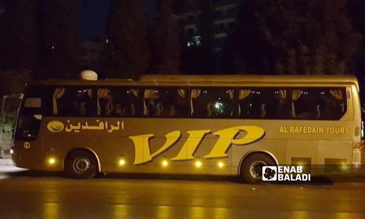 A transit bus in the city of Qamishli, northeastern Syria - October 2023 (Enab Baladi)
