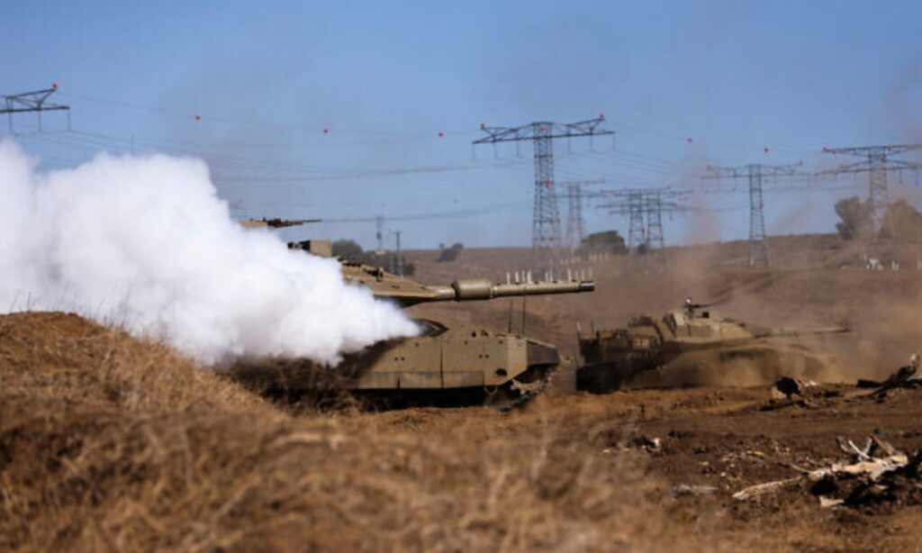 Israeli tanks near the occupied Golan Heights - November 9, 2023 (AFP)