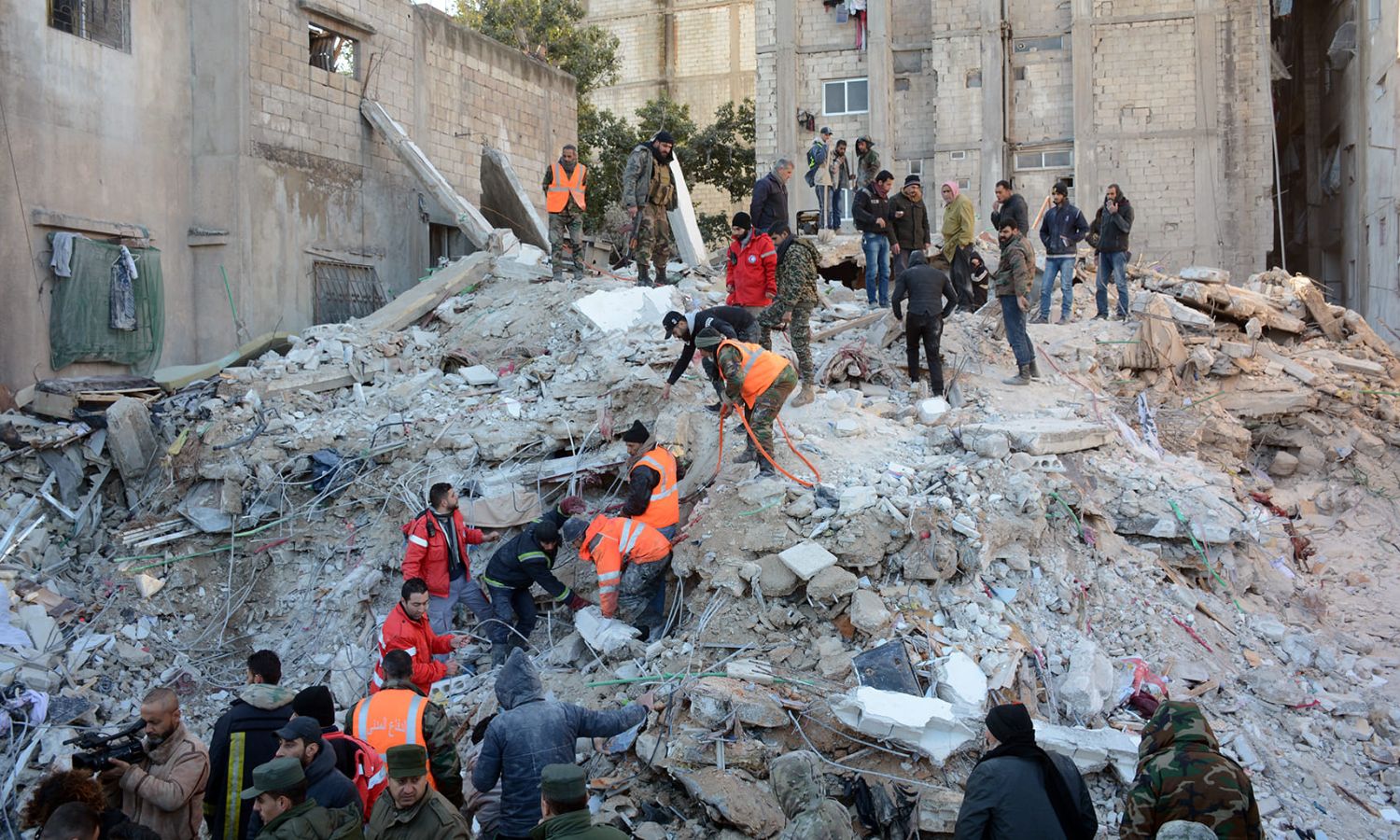 Search operations for survivors trapped under the rubble following the earthquake in Latakia - February 8, 2023 (Latakia Governorate Media Office)