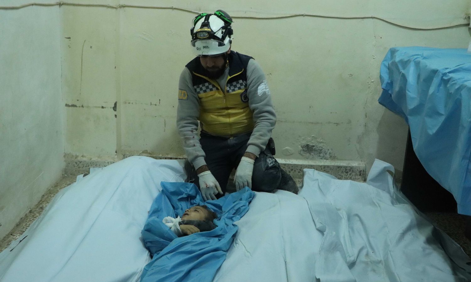 A massacre claimed the lives of five civilians from a single family, committed by Russian aircraft in the village of Alata near Armanaz, west of Idlib - December 25, 2023 (Syria Civil Defense)