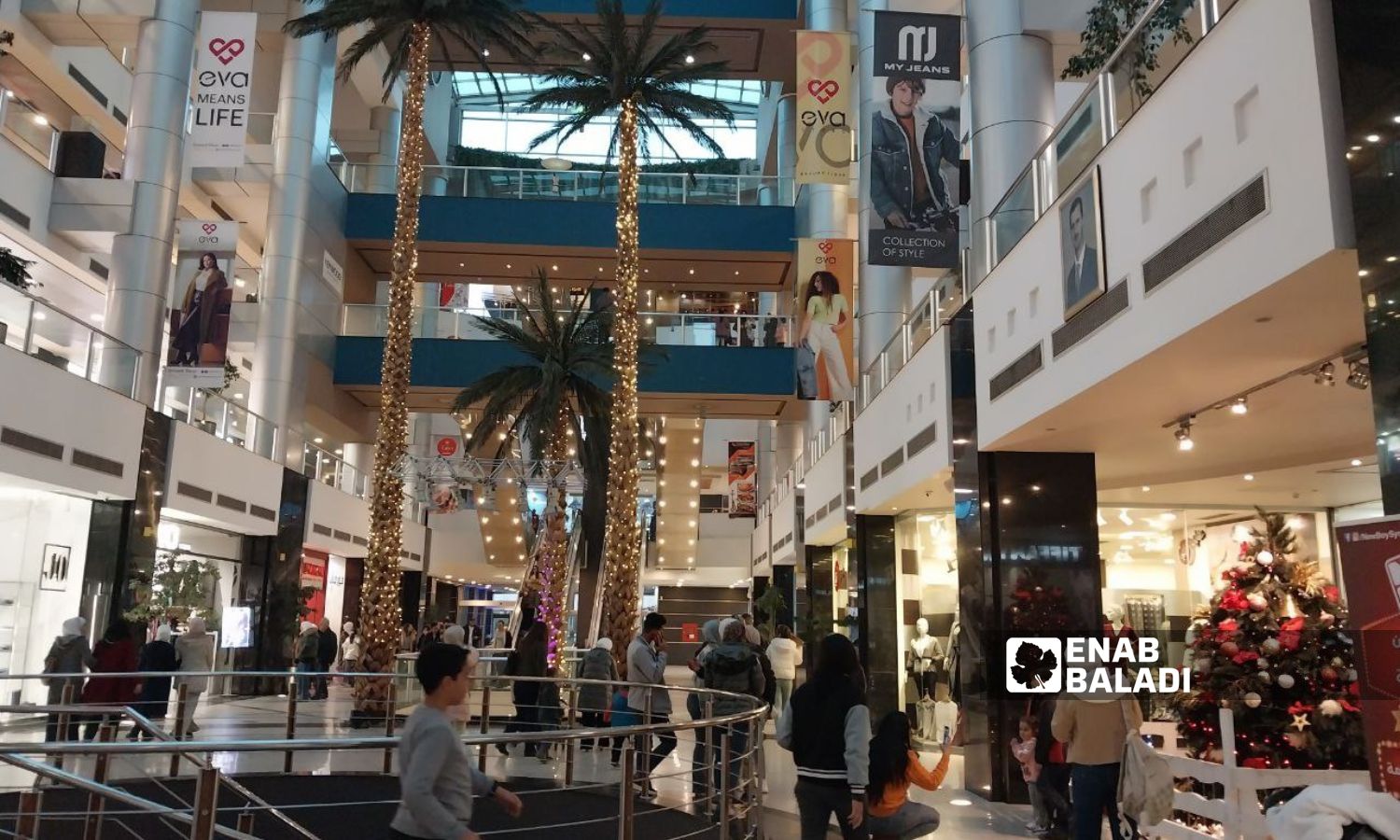 Sham City Center shopping mall in Kafr Sousa, Damascus - December 26, 2023 (Enab Baladi/Sarah al-Ahmad)