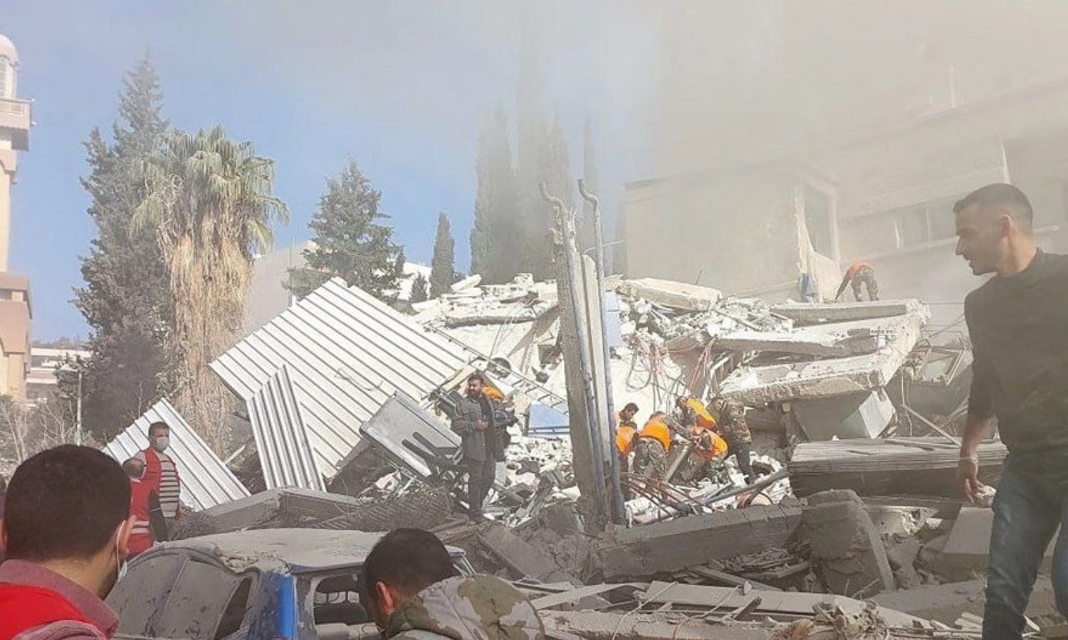Israeli targeting of a building in the Mezzeh neighborhood in Damascus – January 20, 2024 (Online image)
