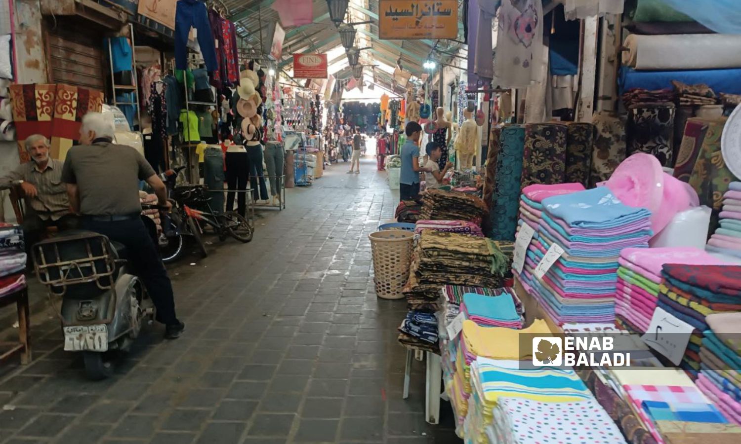 Prices at the covered market in Jableh are cheap compared to shops in neighboring markets – June 26, 2024 (Enab Baladi/Linda Ali)