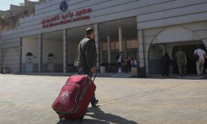The crossings of northern Syria receive deportees from Turkey and "voluntary returnees" daily - April 3, 2024 (Bab al-Hawa Crossing)
