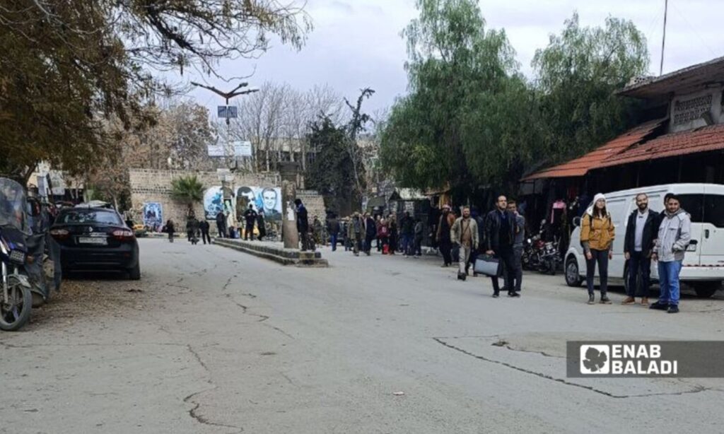 The road leading to the main square in Salamiya near al-Jandoul cafe - January 1, 2023 (Enab Baladi)