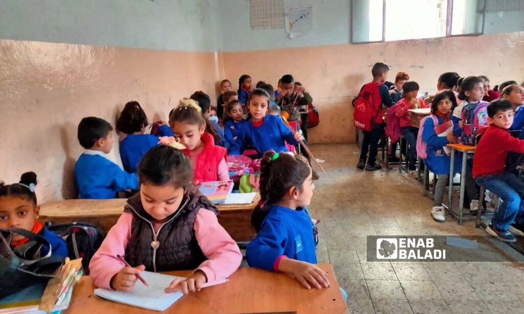 Students in a school affiliated with the regime’s government in Qamishli, October 2023 (Enab Baladi/Majd al-Salem)