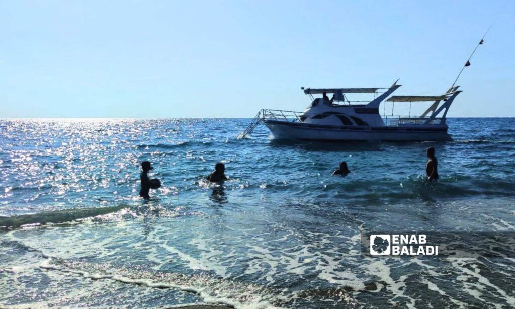 Wadi Qandil Beach for popular tourism in Latakia, northwest Syria - September 15, 2024 (Enab Baladi/Linda Ali)