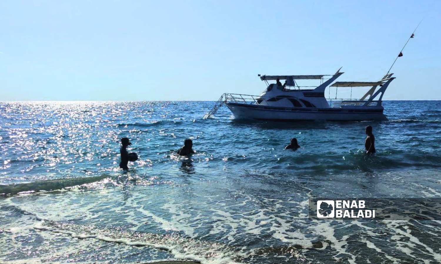 Wadi Qandil Beach for popular tourism in Latakia, northwest Syria - September 15, 2024 (Enab Baladi/Linda Ali)
