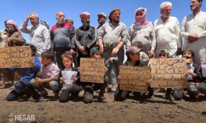 Sit-in by residents of the al-Rukban camp protesting against the tightening of the siege by regime forces and Iranian militias - May 24, 2024 (Hesar/Facebook)
