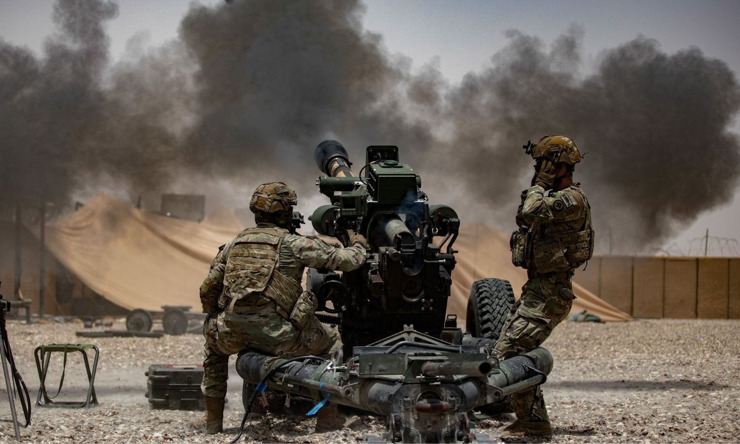 Soldiers from the International Coalition Forces during live-fire training using the M119 howitzer at the US artillery base in Iraq - September 17, 2024 (Operation Inherent Resolve/X)