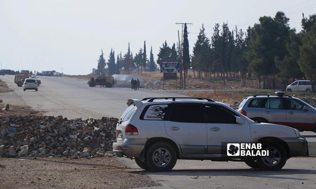 Protesters blocked the road one kilometer from the Abu al-Zandeen crossing near al-Bab, eastern Aleppo - November 4, 2024 (Enab Baladi/Walid al-Idlibi)