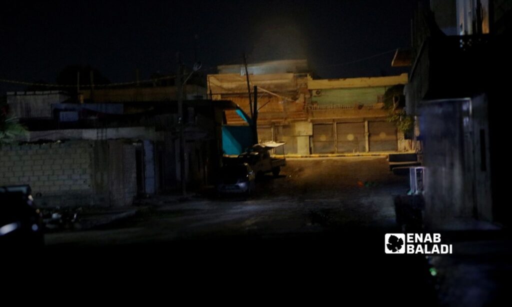 Dark neighborhoods in the city of Ras al-Ain due to electricity cuts - November 4, 2024 (Enab Baladi)