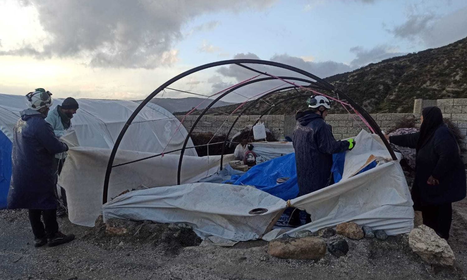 Tents in the Afrin area of western Aleppo were damaged due to heavy rains - January 5, 2024 (The White Helmets)
