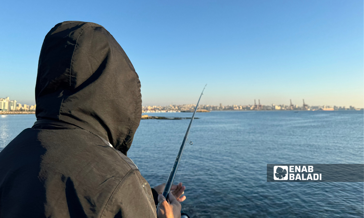 Fishing at Afamia beach in Latakia - December 21, 2024 (Enab Baladi/Dayan Junpaz)
