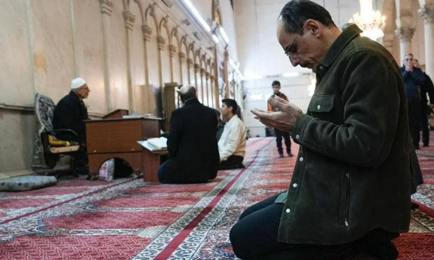 Turkish Intelligence Chief Ibrahim Kalın prays in the Umayyad Mosque - December 13, 2024 (Clash Report)