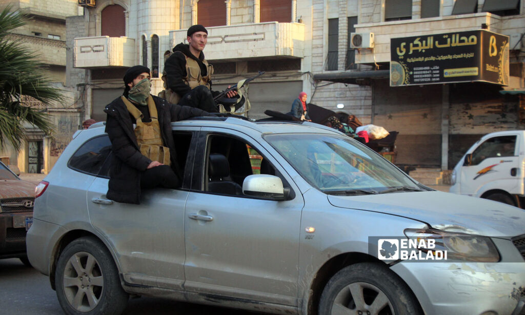 Fighters of the opposition factions inside the city of Hama - December 5, 2024 (Enab Baladi/Iyad Abdul Jawad)