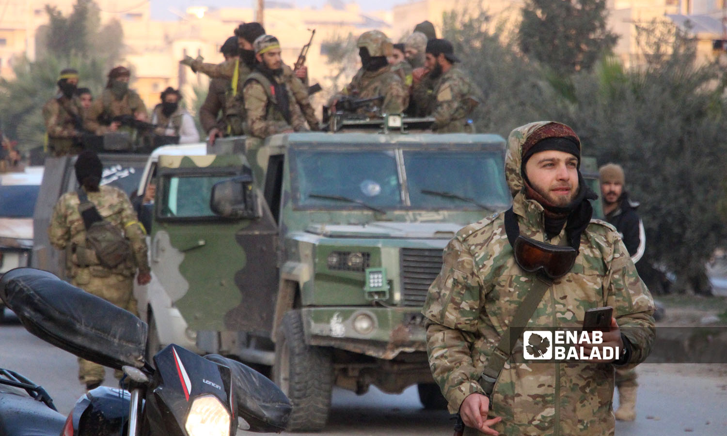 Fighters of the opposition factions inside the city of Hama - December 5, 2024 (Enab Baladi/Iyad Abdul Jawad)
