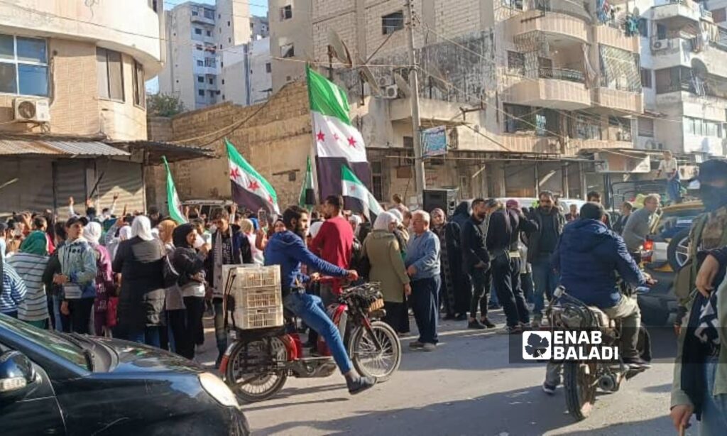 The main gatherings were in the al-Aouina neighborhood and Maysaloun street in Latakia - December 10, 2024 (Enab Baladi)