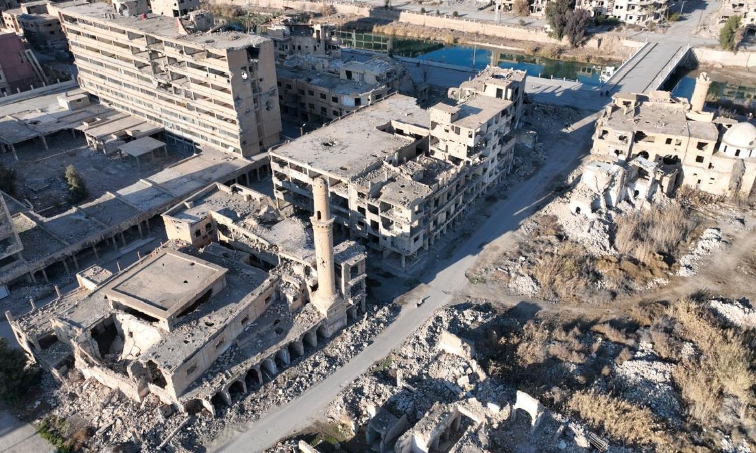 Most homes in Deir Ezzor city are destroyed - January 3, 2025 (Syria Civil Defence)