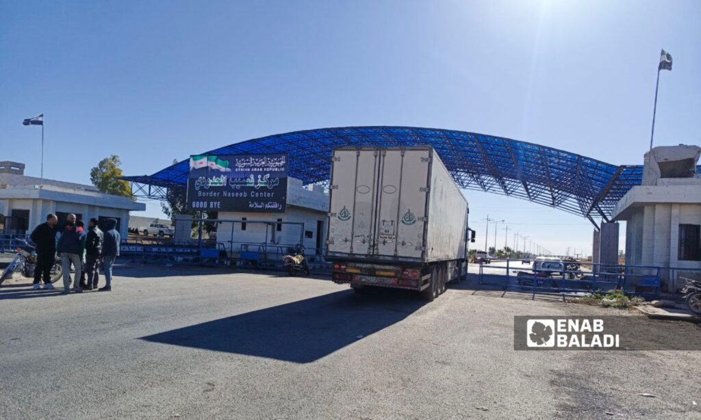 A glimpse of the movement of commercial trucks through the Nassib-Jaber crossing on the Syrian-Jordanian border - December 18, 2024 (Enab Baladi/Halim Muhammad)