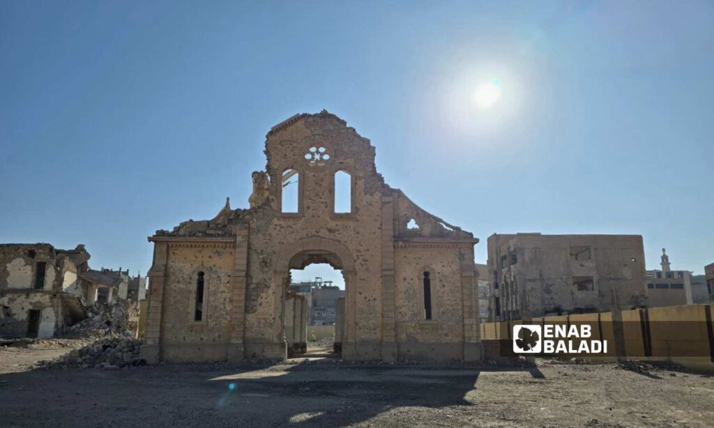 The exterior facade of the Capuchin church, which was established in 1925 in Deir Ezzor - January 2025 (Enab Baladi/Obadah al-Sheikh)