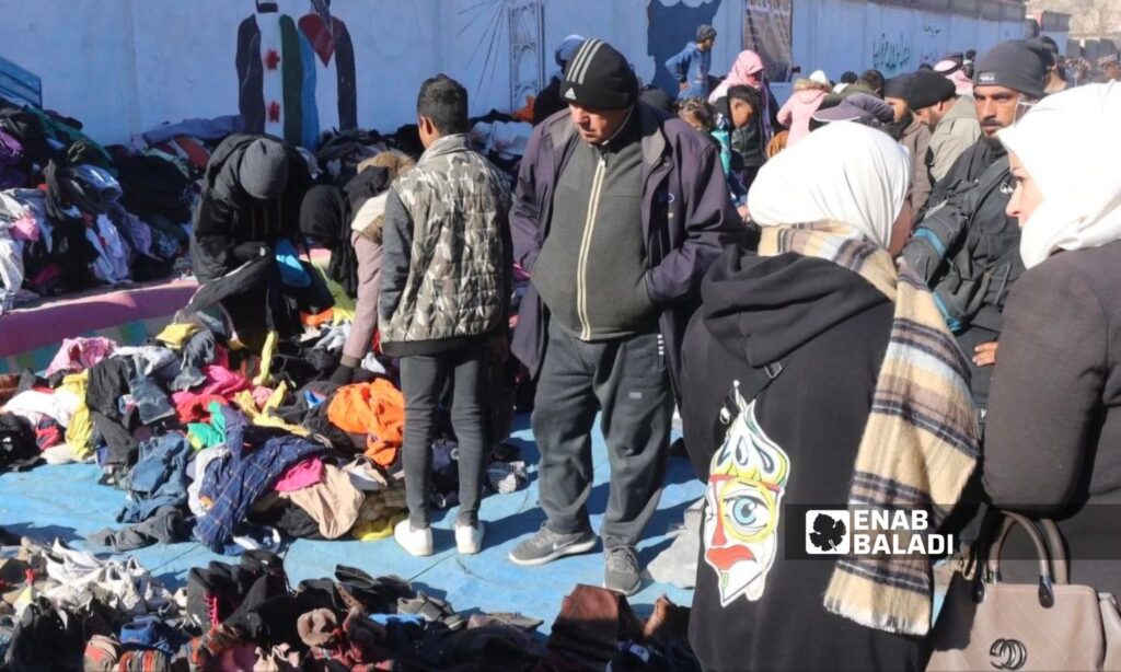 The demand for second-hand clothing has increased in Deir Ezzor - January 29, 2025 (Enab Baladi/Obadah al-Sheikh)