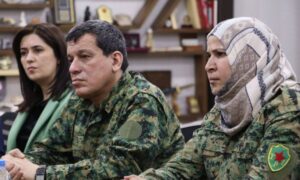 In the middle, SDF Commander Mazloum Abdi during a meeting with the Syrian Democratic Council - January 22, 2025 (SDF)