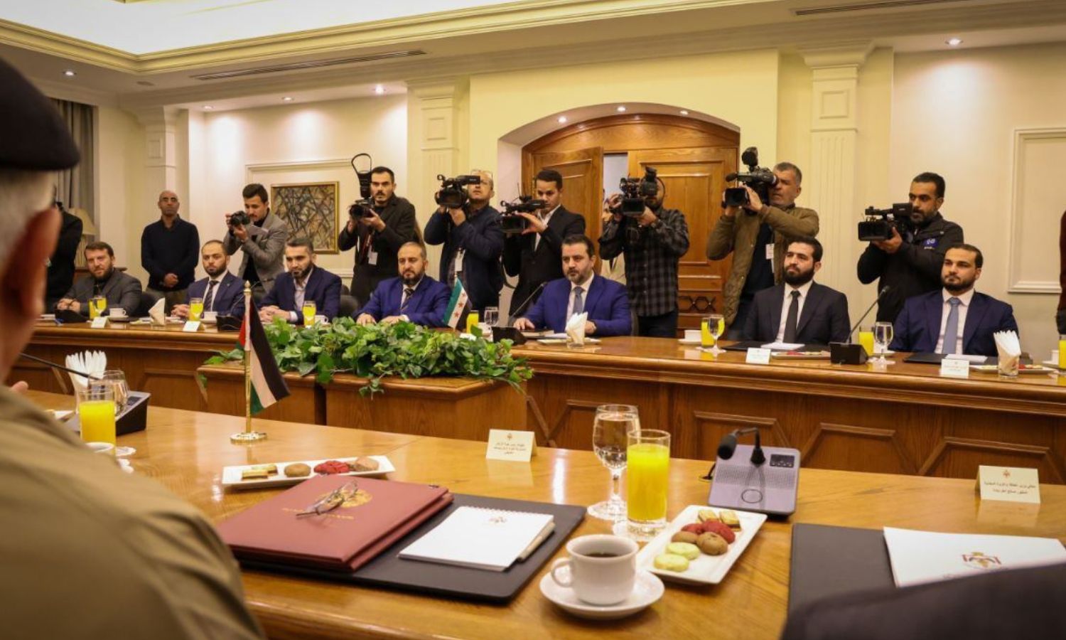 Official Syrian delegation in the Jordanian capital, Amman - January 7, 2025 (SANA)