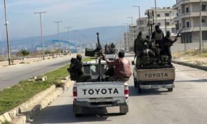 An army convoy from the Syrian Ministry of Defense at the entrance of the city of Baniyas in the Tartus countryside, pursuing remnants of the regime - March 7, 2025 (Tartus province)