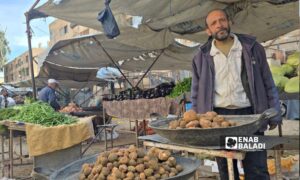 A stall selling truffles in the al-Koukh market in the al-Muwazzafin neighborhood, Deir Ezzor - March 17, 2025 (Enab Baladi/Obadah al-Sheikh)