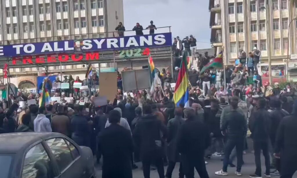 A demonstration in al-Karama Square in the center of As-Suwayda against the Damascus government - March 6, 2025 (Suwayda 24/Screenshot)