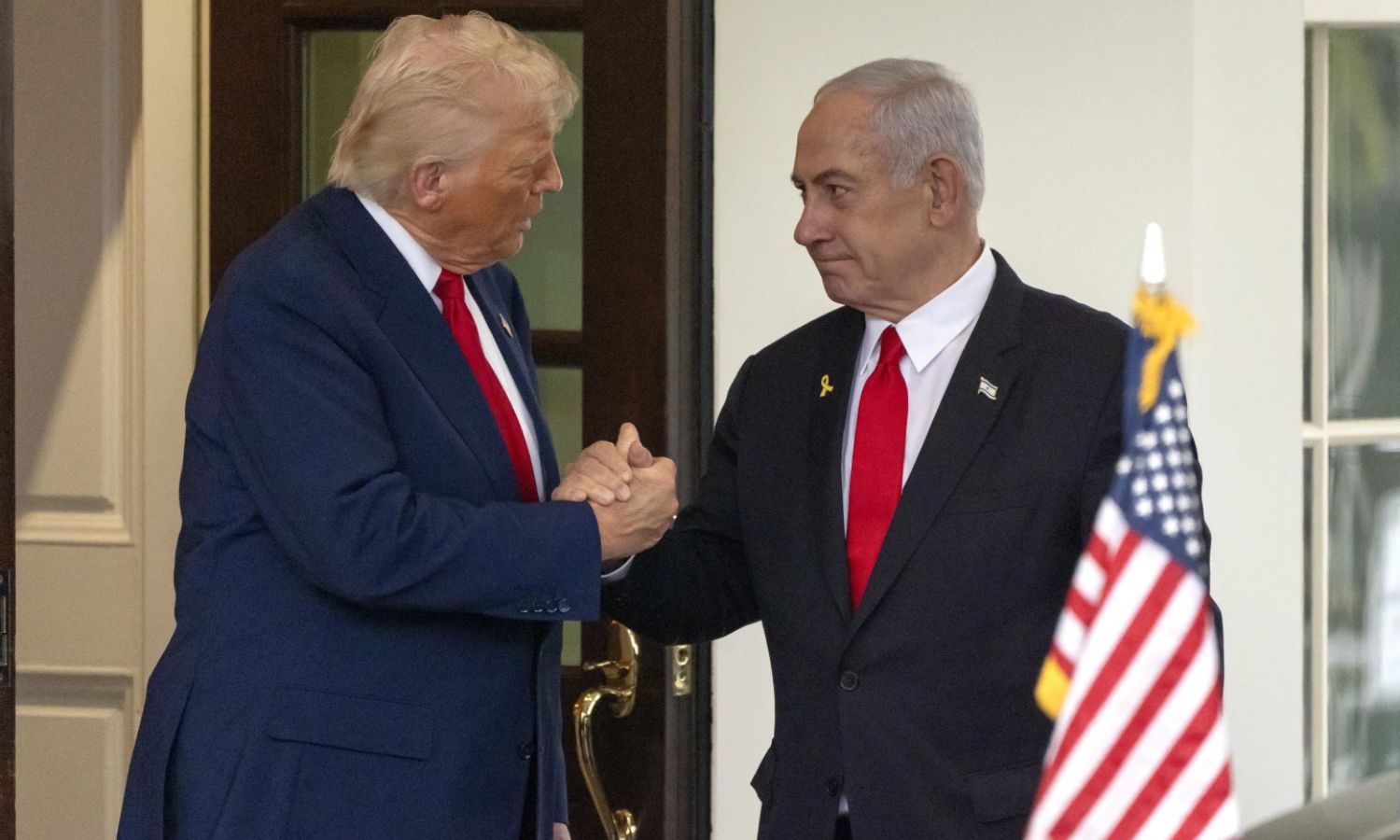 US President Donald Trump during a meeting with Israeli Prime Minister Benjamin Netanyahu in the White House - April 7, 2025 (AP)