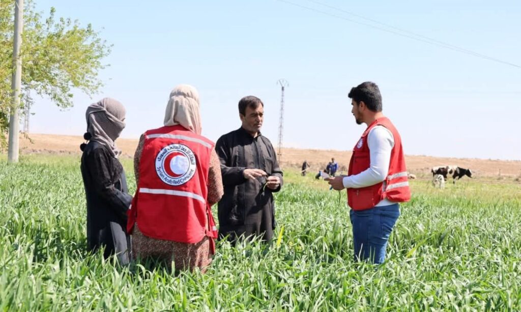 Volunteers of the Syrian Arab Red Crescent - May 6, 2025 (Syrian Red Crescent/Facebook)