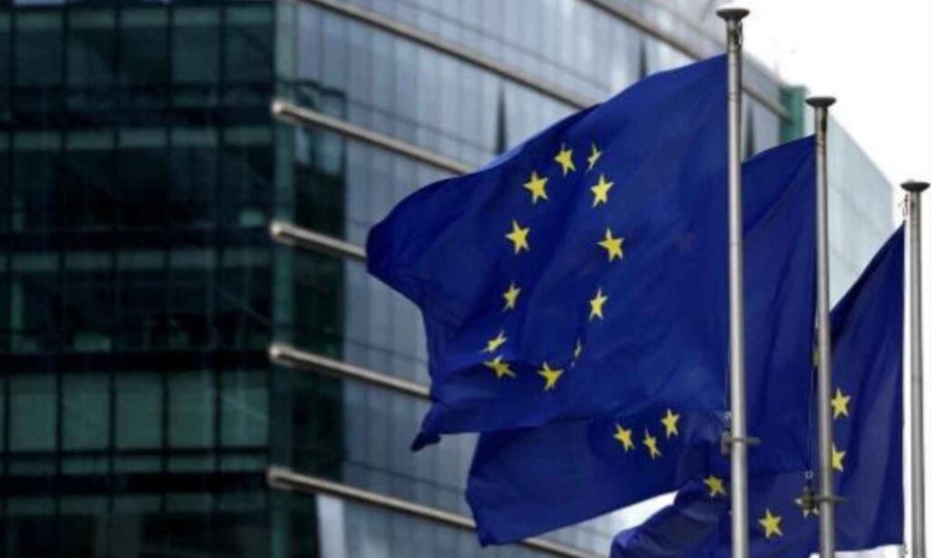 The European Union imposed sanctions on five Syrians close to al-Assad - June 23, 2025 (France 24)