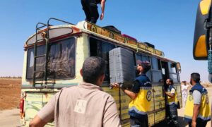 Civil Defense Teams Assist Evacuees and Returnees at Suwayda Crossing – August 3, 2025 (Syrian Civil Defense)