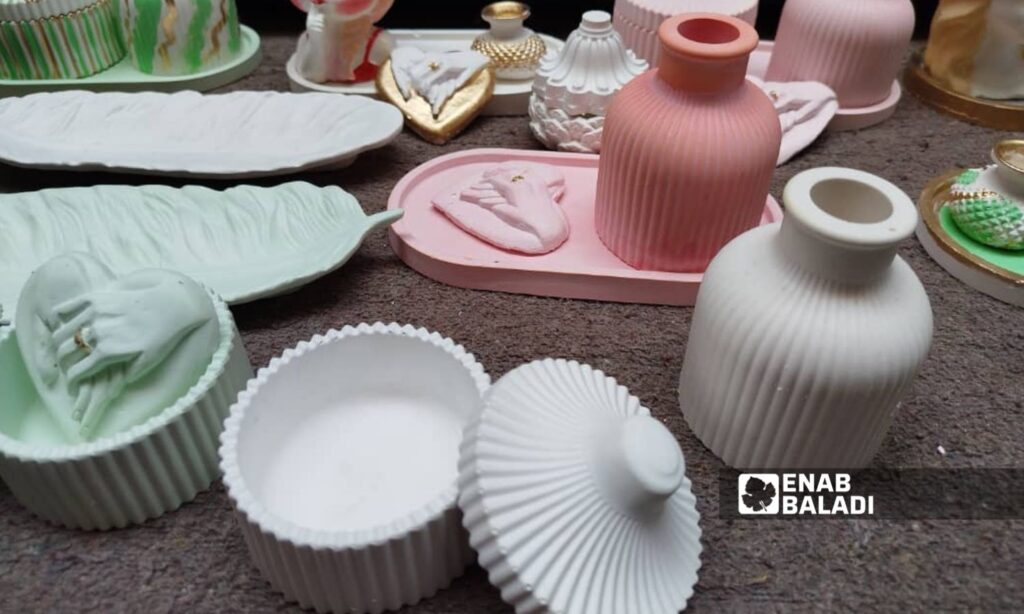 “Concrete Art”: A chance for women in Idlib, northern Syria, to cope with living costs